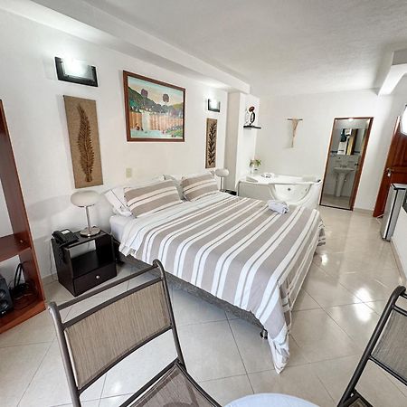 Hotel Puerto Bahia Сан-Хиль Экстерьер фото