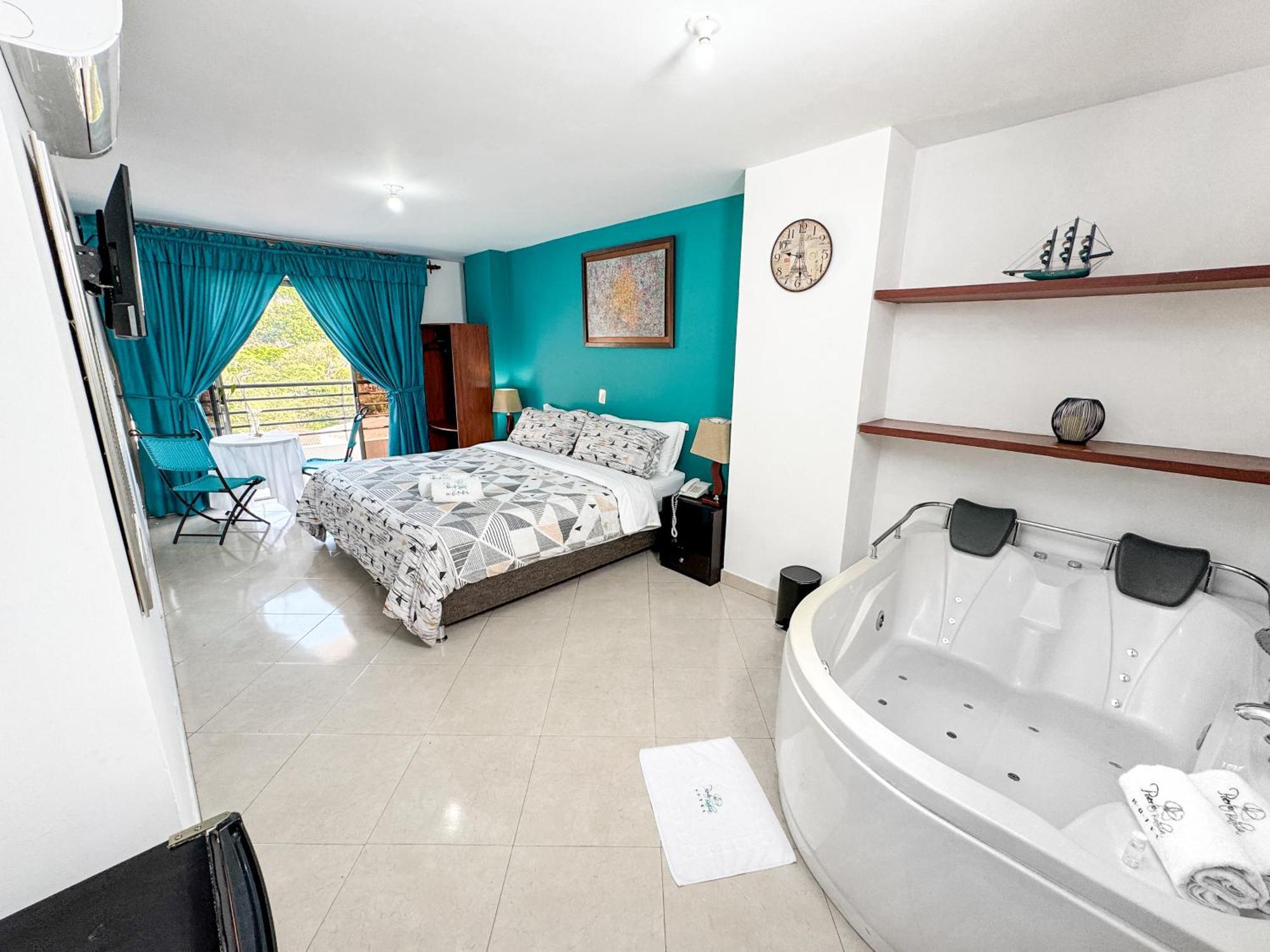 Hotel Puerto Bahia Сан-Хиль Экстерьер фото