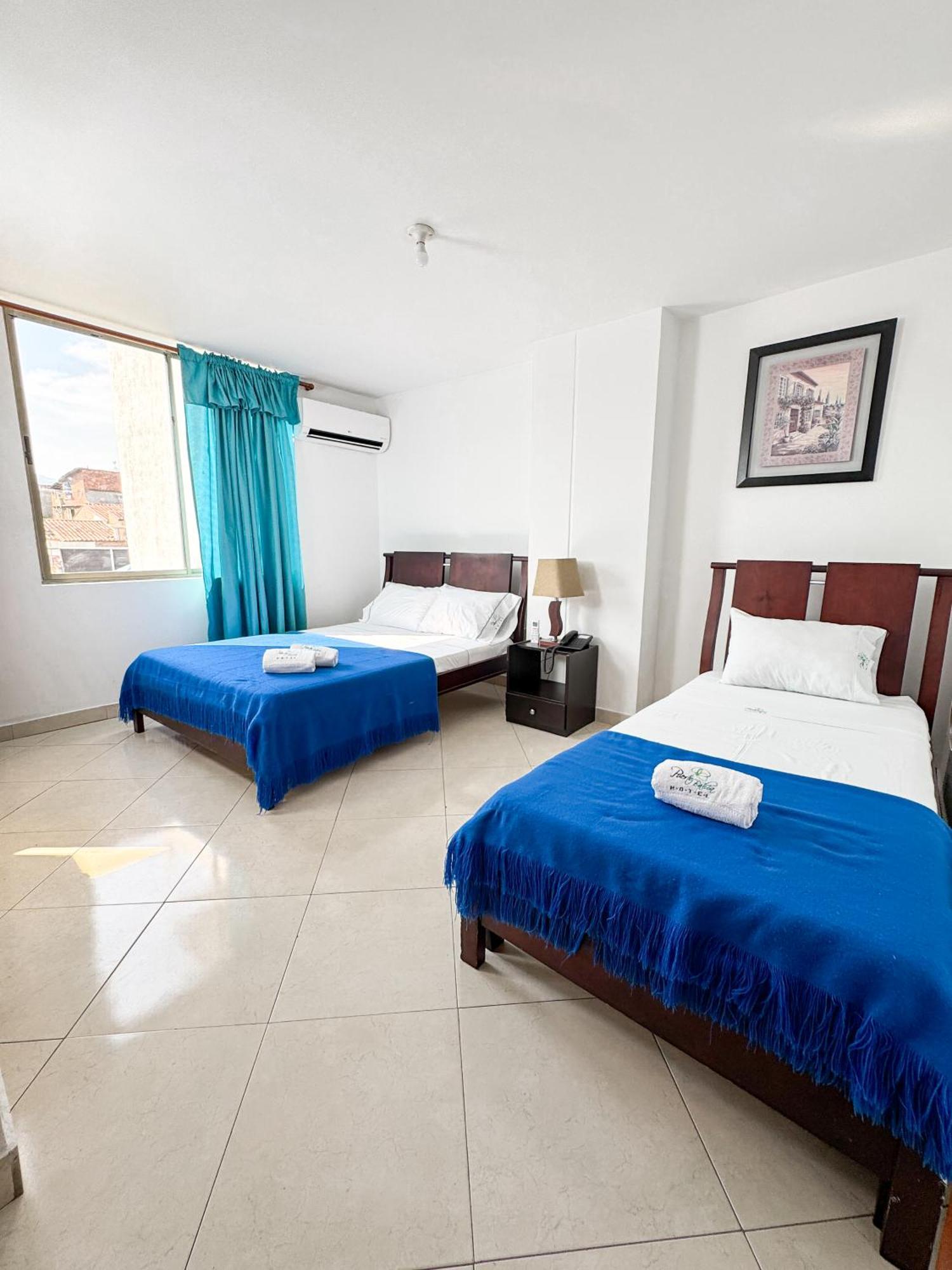 Hotel Puerto Bahia Сан-Хиль Экстерьер фото