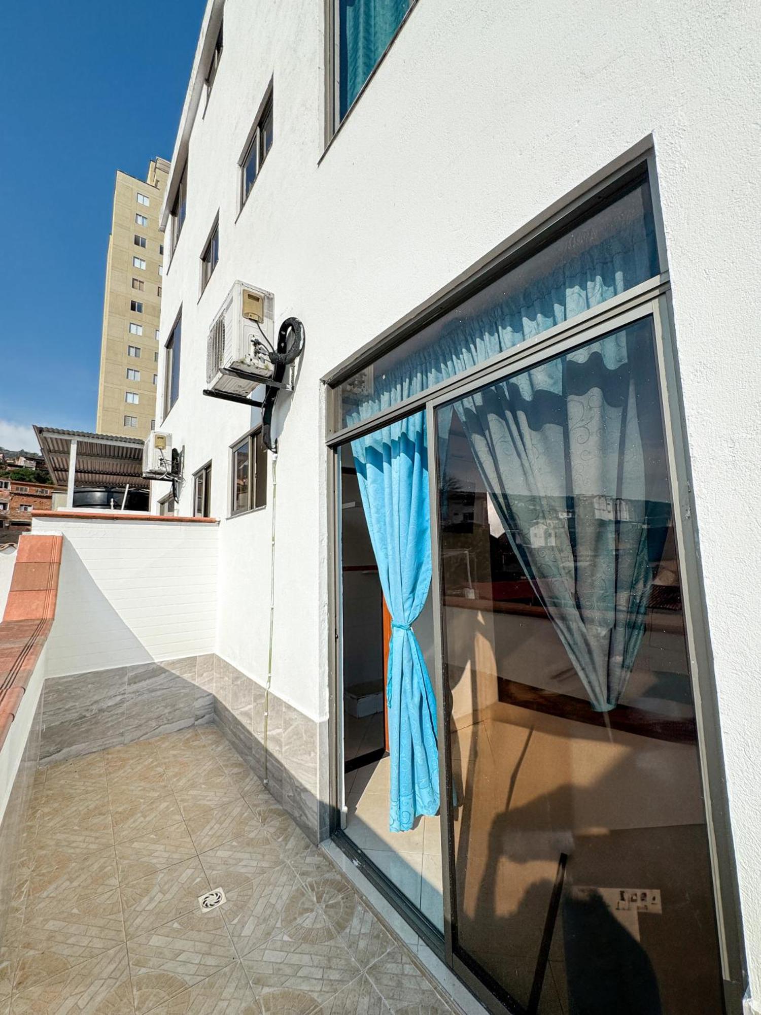 Hotel Puerto Bahia Сан-Хиль Экстерьер фото